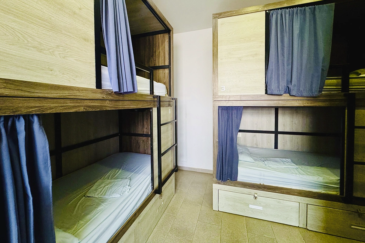 habitacion compartida con literas dobles laguna salaa